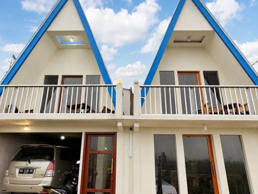 Salju Cottage atas 5