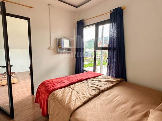 Cabin Salju Dieng salju 3