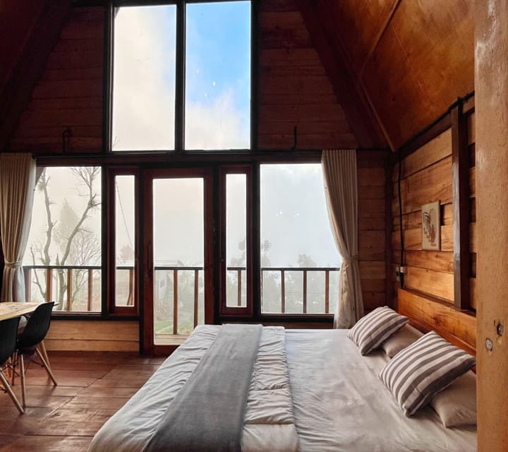 Cabin 3 Bed View bukit dan ladang